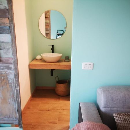 Savona In Flip Flops Apartment Bagian luar foto
